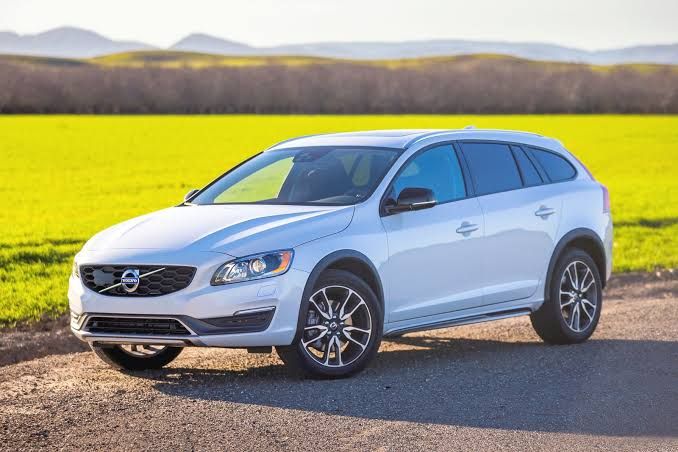 Volvo V60 request photo 1
